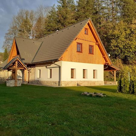 The Retreat Villa Zdarky Exterior photo