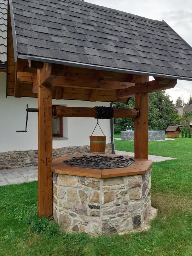 The Retreat Villa Zdarky Exterior photo
